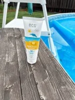 Eco Cosmetics Leite solar Neutral sem perfume SPF 30 BIO (125 ml) - com óxido de zinco