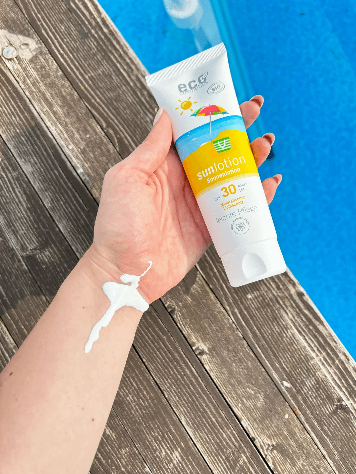 Eco Cosmetics Leite solar SPF 30 BIO (125 ml) - com óxido de zinco