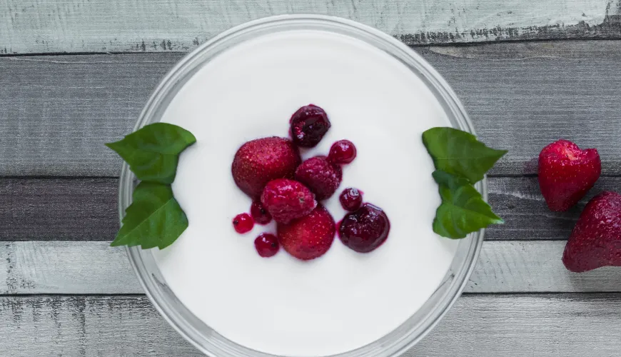 Descubra o iogurte natural e suas versáteis possibilidades na cozinha