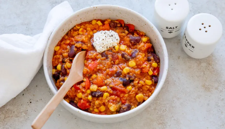 Delicioso e rápido chili sin carne cheio de saúde