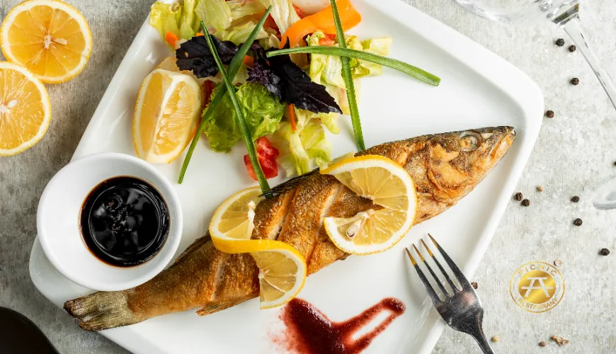 Por que você deve experimentar a dieta pescetariana