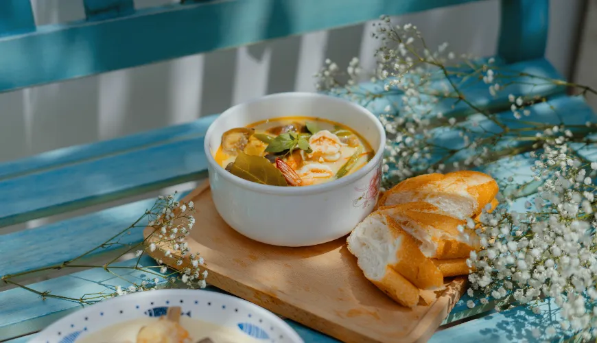 Uso de molho de peixe na culinária moderna