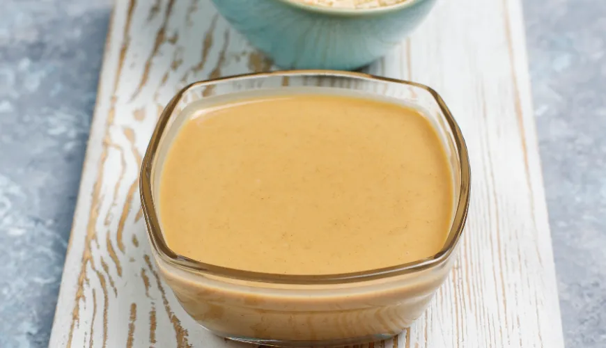 Como o tahini pode melhorar seus pratos e estilo de vida saudável